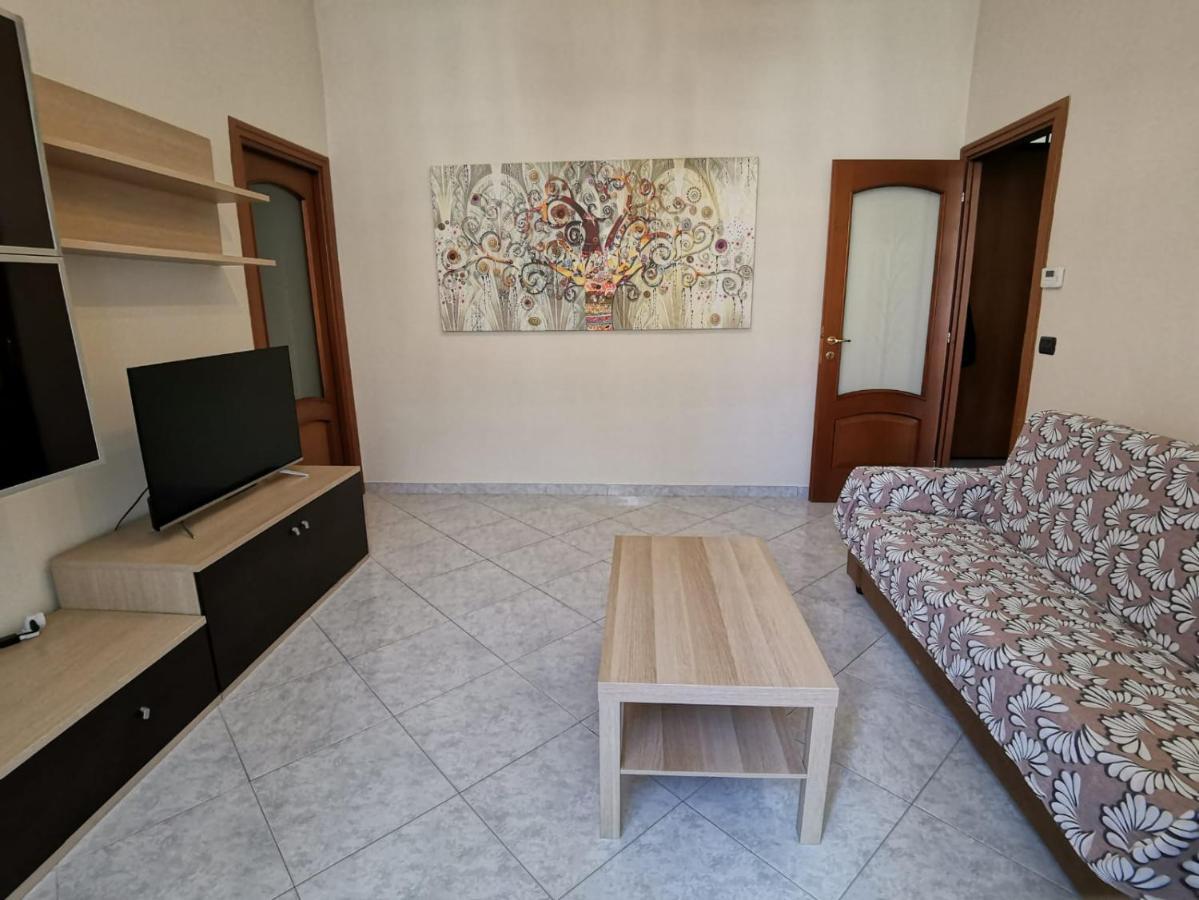 Casa In Centro Apartment Ventimiglia Bagian luar foto